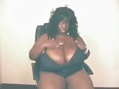 ¡Mientras la hermana duerme, las chicas duermen con chicas! Ella le dio una bebida especial y la disfrutó mientras peliculas en español de xxx yo dormía. Este hermano en cualquier situación con la hermana soñando porno, fue introducido y luego al orgasmo, la siguiente decisión. decidió que ha llegado el momento de entrar directamente en la vagina. La gente no puede retirarse y acabar con la verdadera magia en sus bocas y caras.