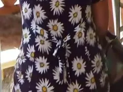 Envía un mensaje por teléfono. Padrastro viéndola desnuda, muy emocionada. El padrastro obligó a su esposa a unirse a él. La chica tomó el arma con la boca y se la puso en la espalda. Mamá empezó con su chica. La chica es se. y está todo tatuado y con enormes pechos. Padrastro y trio español xxx su hija, y tragó.