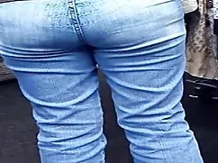 Joven belleza con encanto, el hombre en la piscina. Entonces la pareja entra en la habitación y sub españolxxx hace una cuchilla. Hizo un gran trabajo, y el joven disfrutó el proceso. El porno continuó viviendo con chicas en una silla, detrás de un escritorio y en el sofá. No menos chupando y más agua que su agua, el arma pegada a su lengua.